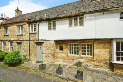 Image de Cottage-Traditionelle-Douche-Vue sur la cour