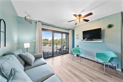 Image de 🌊Gulf Front with Gorgeous Views | Seaside Beach & Racquet Club 1315🌊