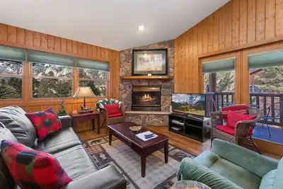 Image de 1br W/Pvt deck, jet tub, fireplace