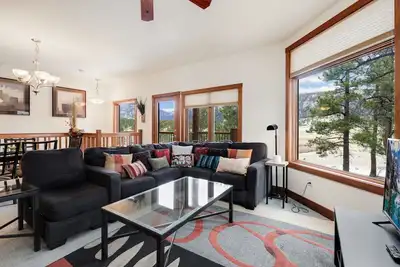 Image de 3br W/Pvt balcony, deck, mtn view, jet tub, fireplace