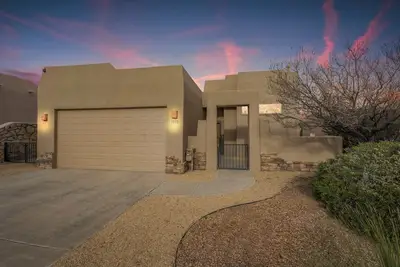 Image de Mountain View luxury Gem! Pet Friendly! HotTub! Ev!