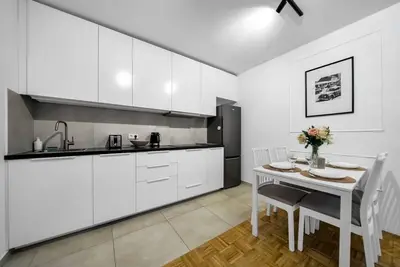 Image de Warsaw Praga Apt - Parking, Tram&Shops nearby - by Rentujemy