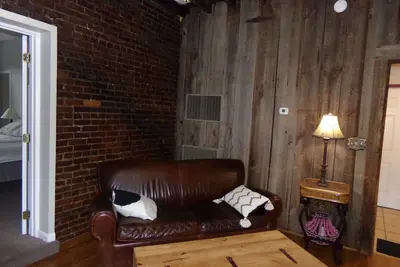 Image de Charming 2-bedroom apartment with WiFi and Ac in enchanting Maysville