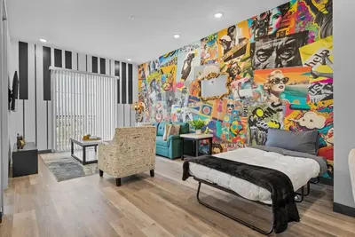 Image de Peaceful 1br, 8min from Downtown – Sleeps 4!