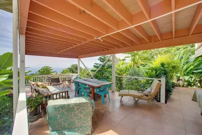Image de 8 Mi to Magic Sands Beach: Tranquil Home w/ Lanai!