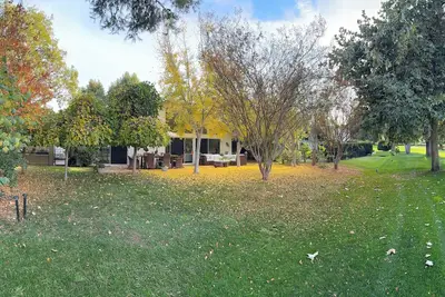 Image de Hidden Gem on the 15th Hole Pvcc 3-bedroom house in Pauma Valley with WiFi
