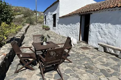 Image de Casa El Poleo – Confort, piscine et jardin dans un cadre canarien