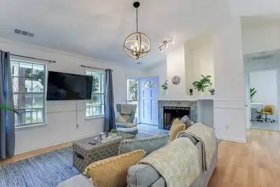 Image de Fun Family Friendly 3bd/2ba Near Tybee & Savannah