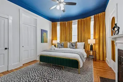 Image de Downtown Savannah I Walk to Forsyth Park | Dogs Ok l Sleeps 5