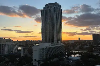 Image de Modern 1-bedroom apartment in enjoyable Hollywood with fitness room, WiFi