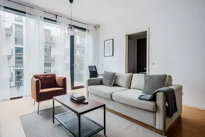 Image de Blueground | Mitte, furnished & ready