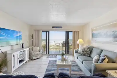 Image de Relax and Unwind Direct Ocean View with Heated Pool & Hot Tub