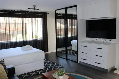 Image de Studio 23 - Cbd City Pad with Free Parking