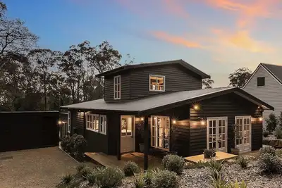 Image de Welcome to Stonewood House Red Hill
