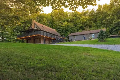 Image de Home w\/ Hot Tub, Pickleball & Disc Golf