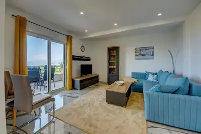 Image de Vacation apartment/apartment for 4 guests with 84m² in Utjeha-Bušat (265357)