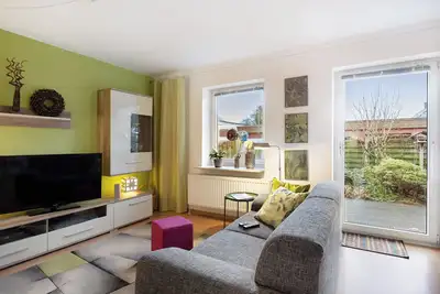 Image de Maison de vacances 'Huus Meernmank' avec terrasse partagée, jardin partagé et Wi-Fi