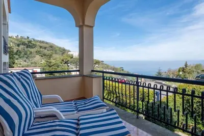 Image de Agréable appartement pour 4 personnes avec Wifi, climatisation, Tv, terrasse et parking
