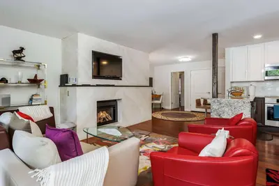 Image de All Seasons | B1 - 3 Bedroom/ 2 bath condo Vail Village
