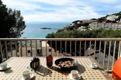 Image de Corsario. Apartamento con Terraza y Vistas al Mar a 1 min de la Playa de Almadrava