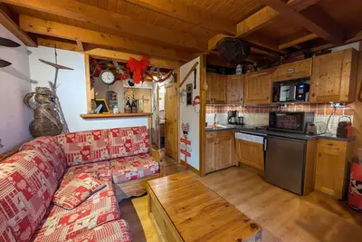 Image de Duplex montagnard 6 pers avec piscine et loggia, ArĂŞches