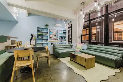 Image de Secret Warehouse Retreat in Iconic Flinders Lane
