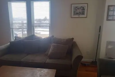 Image de godlyone bedroom free parking