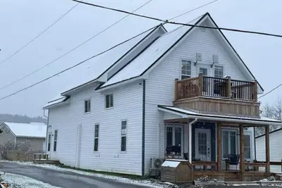 Image de Finn's Studio Suite Apartment, Alma, Fundy Park\n\n