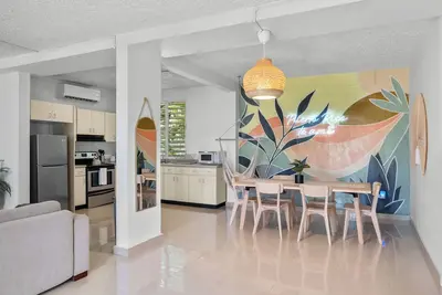 Image de San Juan Home Steps Away From the Beach