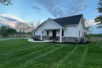 Image de Koop Creek Home. A charming, quiet country home near St. Mary's and New Bremen.
