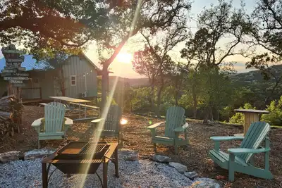 Image de 180º Hilltop Views - Near Tubing, Lake and Whitewater Amphitheater - Hot Tub