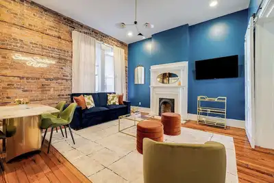 Image de Pets /Historic/ Downtown/Bike/walk to Forsyth Park