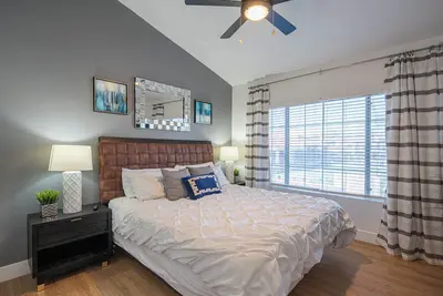 Image de Tennis & Bb Court 》Walk to Golf 》King Beds+Parking