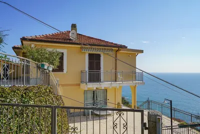 Image de Belle maison de 5 chambres à Cipressa