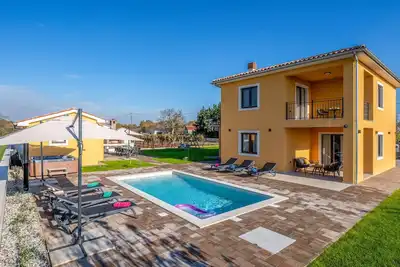 Image de Belle maison à Gajana