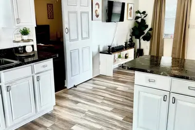 Image de Charming 1-bedroom house in delightful Port St. Lucie with WiFi, Ac and Pool! !