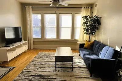 Image de Charming 2-bedroom apartment near downtown Saint Paul with WiFi
