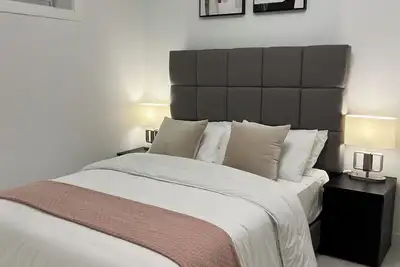 Image de Cozy guest suite, walking trails, mins from Canada Olympic Park & Banff