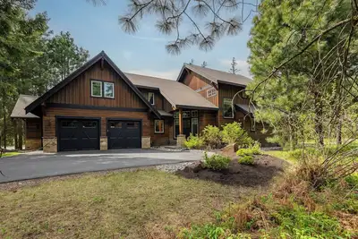 Image de Sleep 15, Game Room, Fire Pit & View