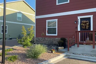 Image de Spacious 4-bedroom townhome in charming Colorado Springs with Ac, WiFi