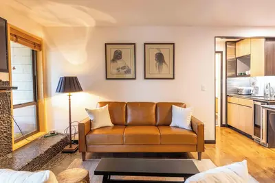 Image de Elkhorn Retreat: Condo with Pond Views, Pool & Pet-Friendly