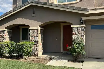 Image de Spacious 4-bedroom house in fabulous Lake Elsinore with Ac, WiFi