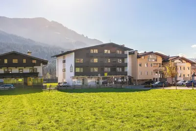 Image de Appartement au centre de Brixen, 100m du skibus