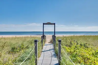 Image de 'Beachfront 15' Condo on Old Orchard Beach