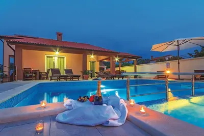 Image de Casa Filipana for 8 people near Pula with sport activities and kids playground