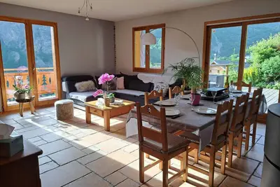 Chalet 4* 8 pers, Animaux admis, Wifi, Parking à Valloire