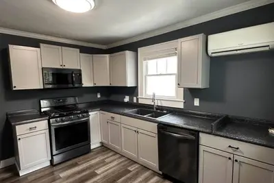 Image de Charming 2 bedroom located in the Holy City close to shopping and nightlife.