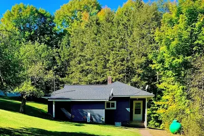 Image de Charming 2-Bdr House Minutes From Lake Michigamme! Renovated, Clean, With A/C!