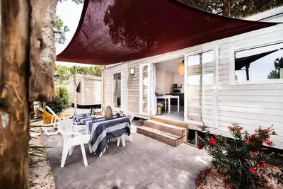 Image de Mobil-Home Privilege 3 Zimmer 4/5 Personen Klimaanlage + Tv