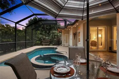 Image de Elegant Pool Home in Sarasota by Siesta Key Beach